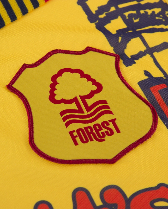Nottingham Forest 1995-1997 Away Retro Football Shirt