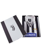 Juventus 1994 - 95 Retro Football Shirt