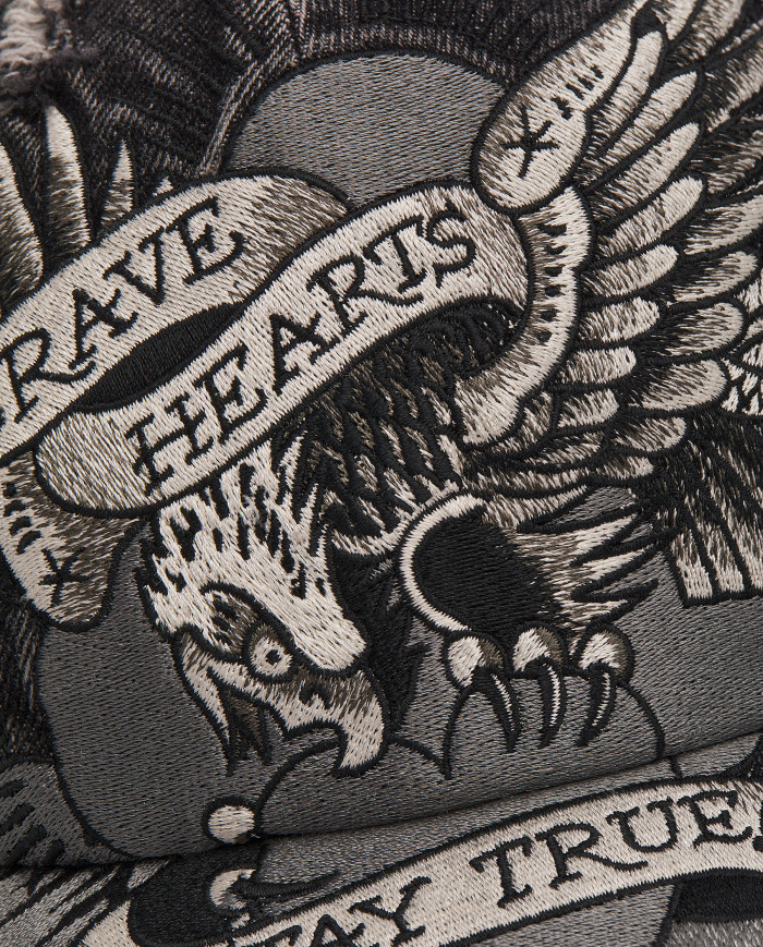 Ed Hardy -  Brave Hearts 6 Panel Vintage Trucker Cap - Black