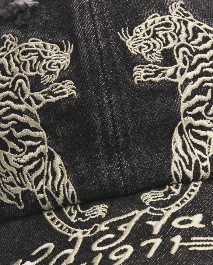 Ed Hardy - Desert Tiger 5 Panel Trucker Cap - Black