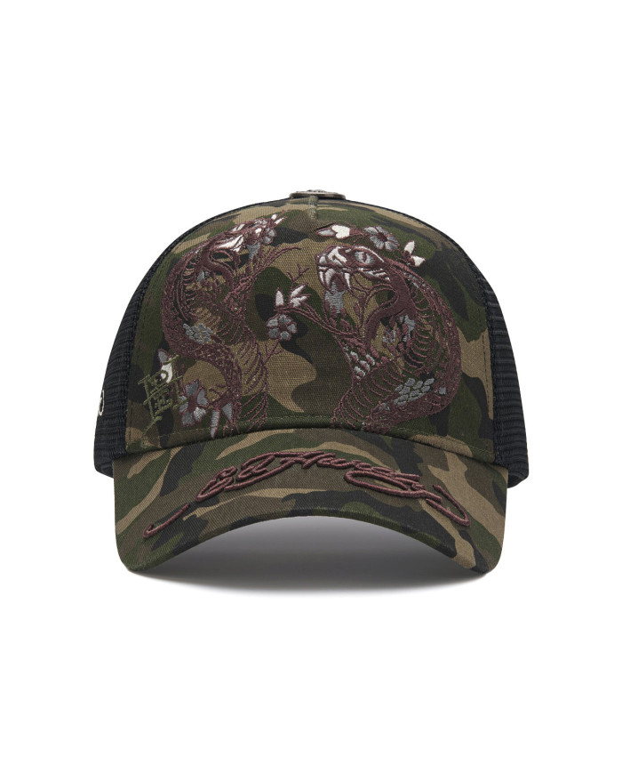 Ed Hardy - Gothic Skull Graphic 5 Panel Trucker Cap - Ecru